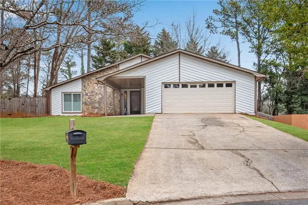 $525,000 | 860 Waterbrook Court, Roswell, GA 30076