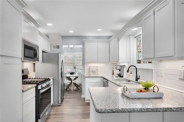 $525,000 | 860 Waterbrook Court, Roswell, GA 30076