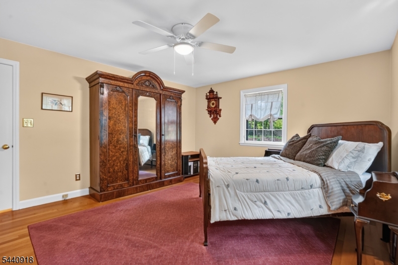 905 Charlotte Road Plainfield, NJ 07060 - Photo 18 of 44