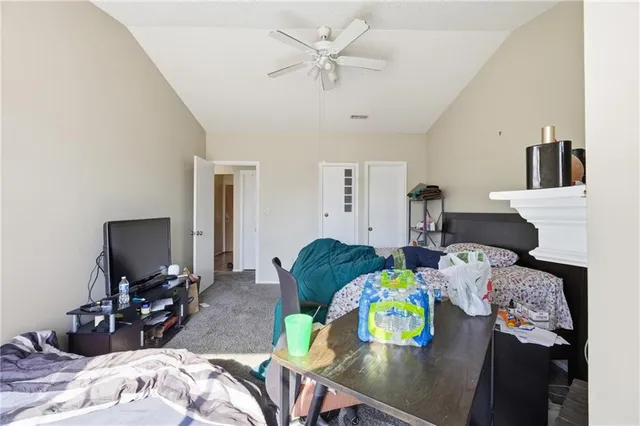 $90,000 | 8139 Holmes Road, Unit 202, Kansas City, MO 64131