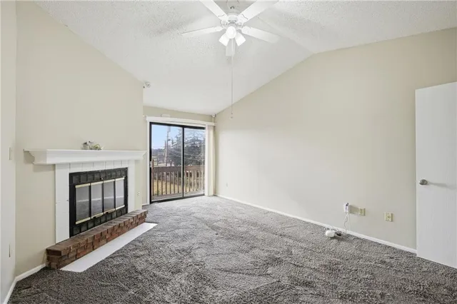 $85,000 | 8139 Holmes Road, Unit 202, Kansas City, MO 64131