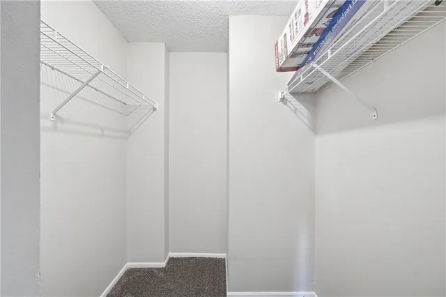 $85,000 | 8139 Holmes Road, Unit 202, Kansas City, MO 64131