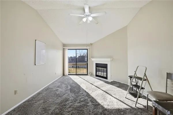 $85,000 | 8139 Holmes Road, Unit 202, Kansas City, MO 64131