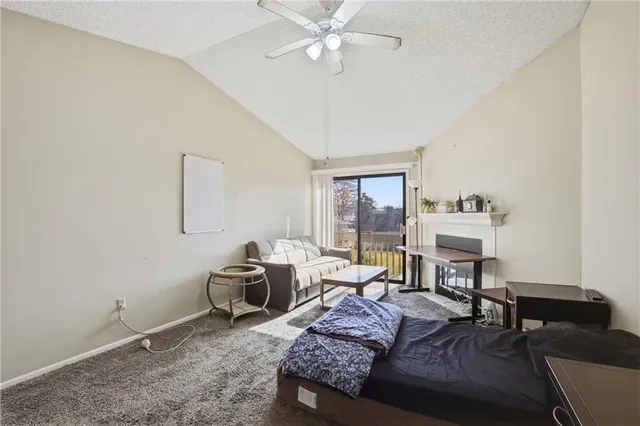 $90,000 | 8139 Holmes Road, Unit 202, Kansas City, MO 64131