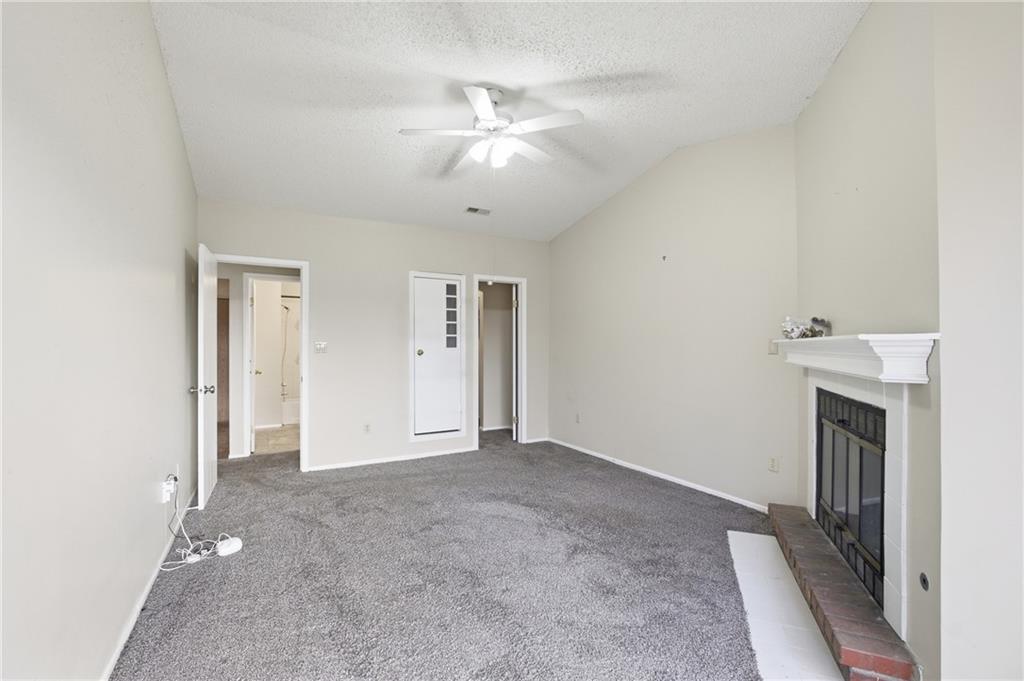 8139 Holmes Road, Unit 202 Kansas City, MO 64131 - Photo 10 of 15