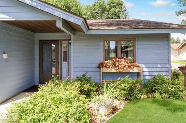 $239,900 | 2604 15th Street North, St. Cloud, MN 56303