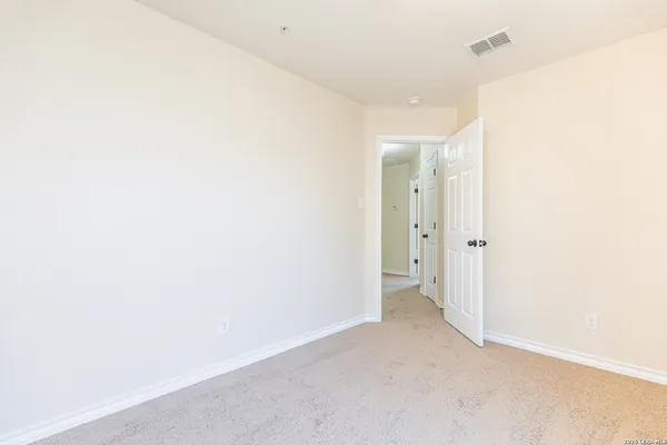 $1,300 | 5008 Flipper Drive, San Antonio, TX 78238