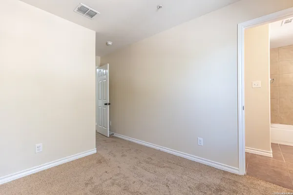 $1,300 | 5008 Flipper Drive, San Antonio, TX 78238