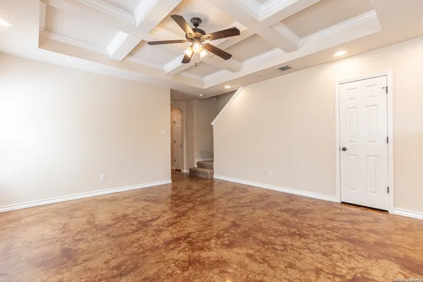 $1,300 | 5008 Flipper Drive, San Antonio, TX 78238