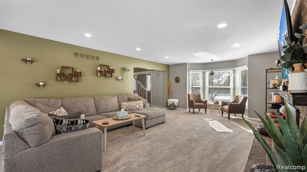 288 Coldiron Drive Rochester Hills, MI 48307 - Photo 12 of 31