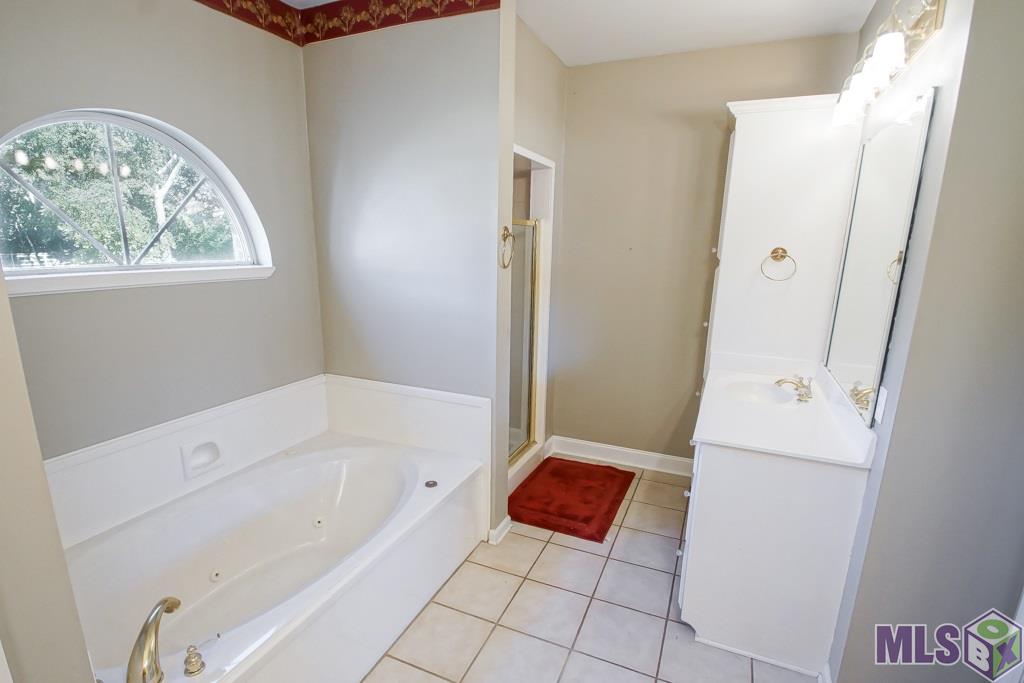 39058 Babin Road Gonzales, LA 70737 - Photo 15 of 32 Gallery Image 15