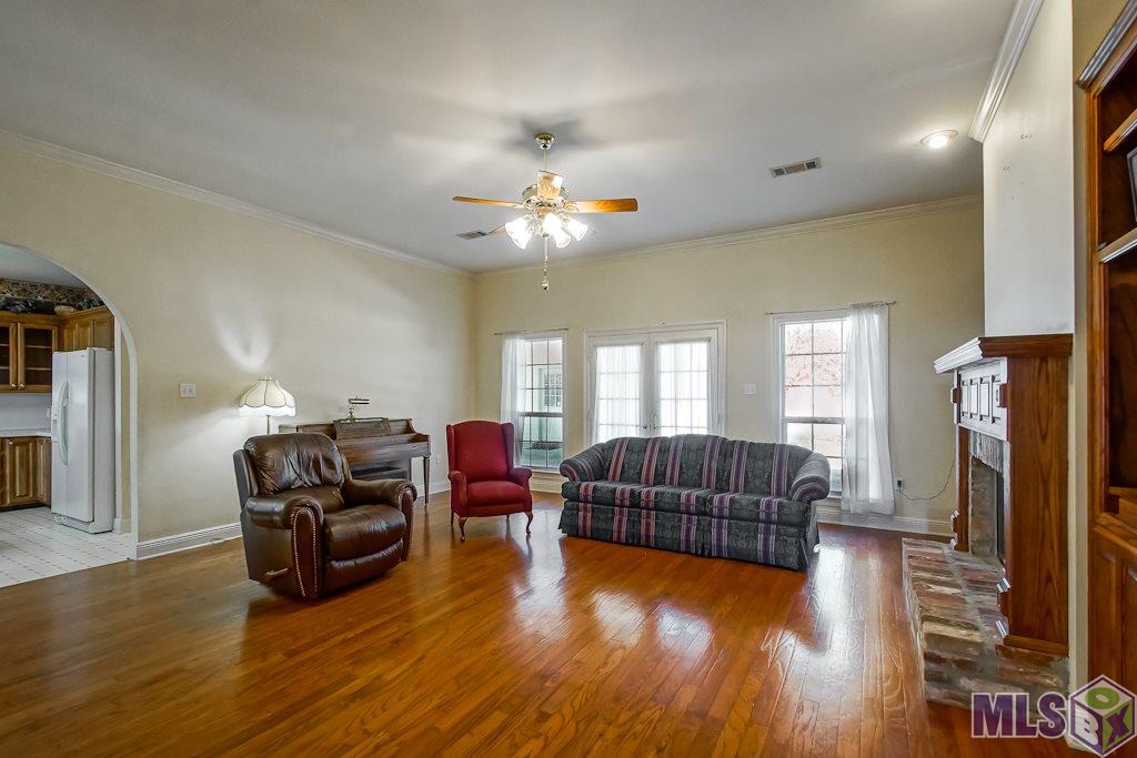 39058 Babin Road Gonzales, LA 70737 - Photo 6 of 32 Gallery Image 6