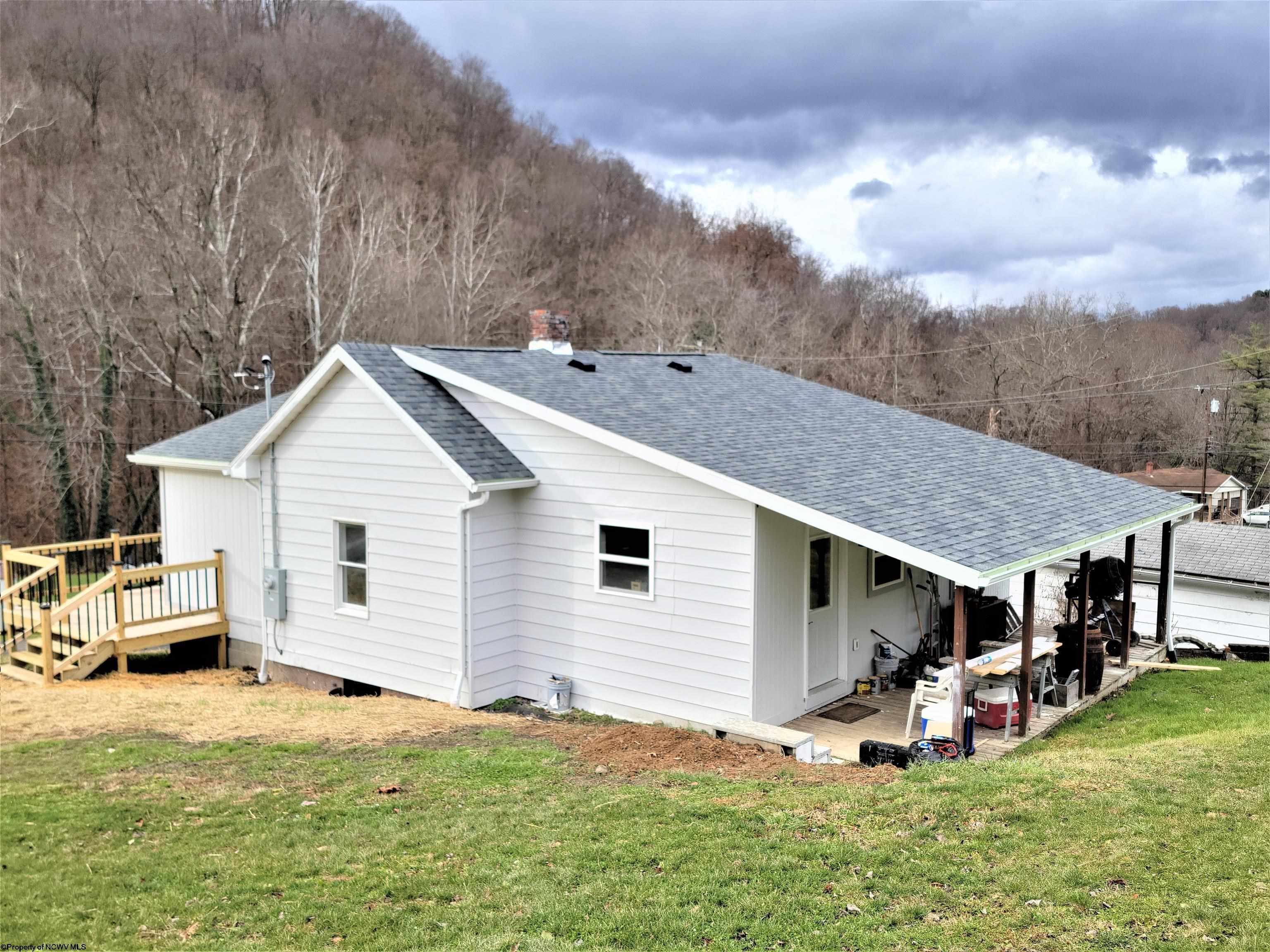 65 Beulah Road Morgantown, WV 26508 - Photo 3 of 28 Gallery Image 3