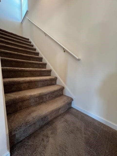20 Pippin Place Northeast Rome, GA 30165 - Photo 20 of 25 Stairs featuring baseboards and carpet
