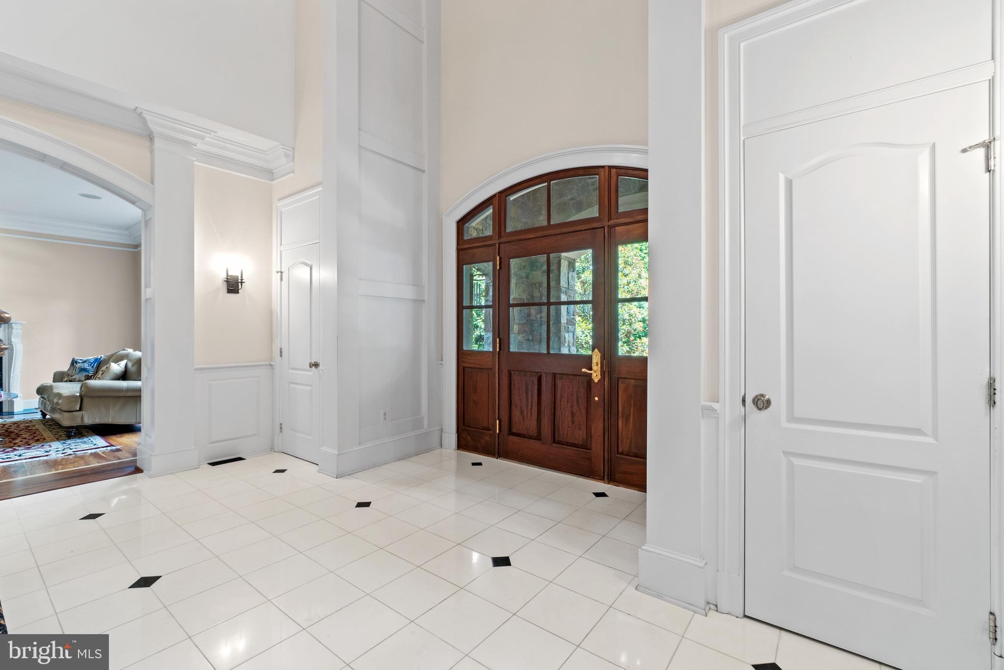 1030 Harvey Road McLean, VA 22101 - Photo 8 of 82 Gallery Image 8