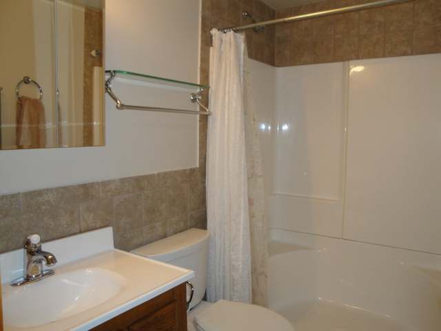 4086 North Bay Road Rhinelander, WI 54501 - Photo 11 of 20 Gallery Image 11