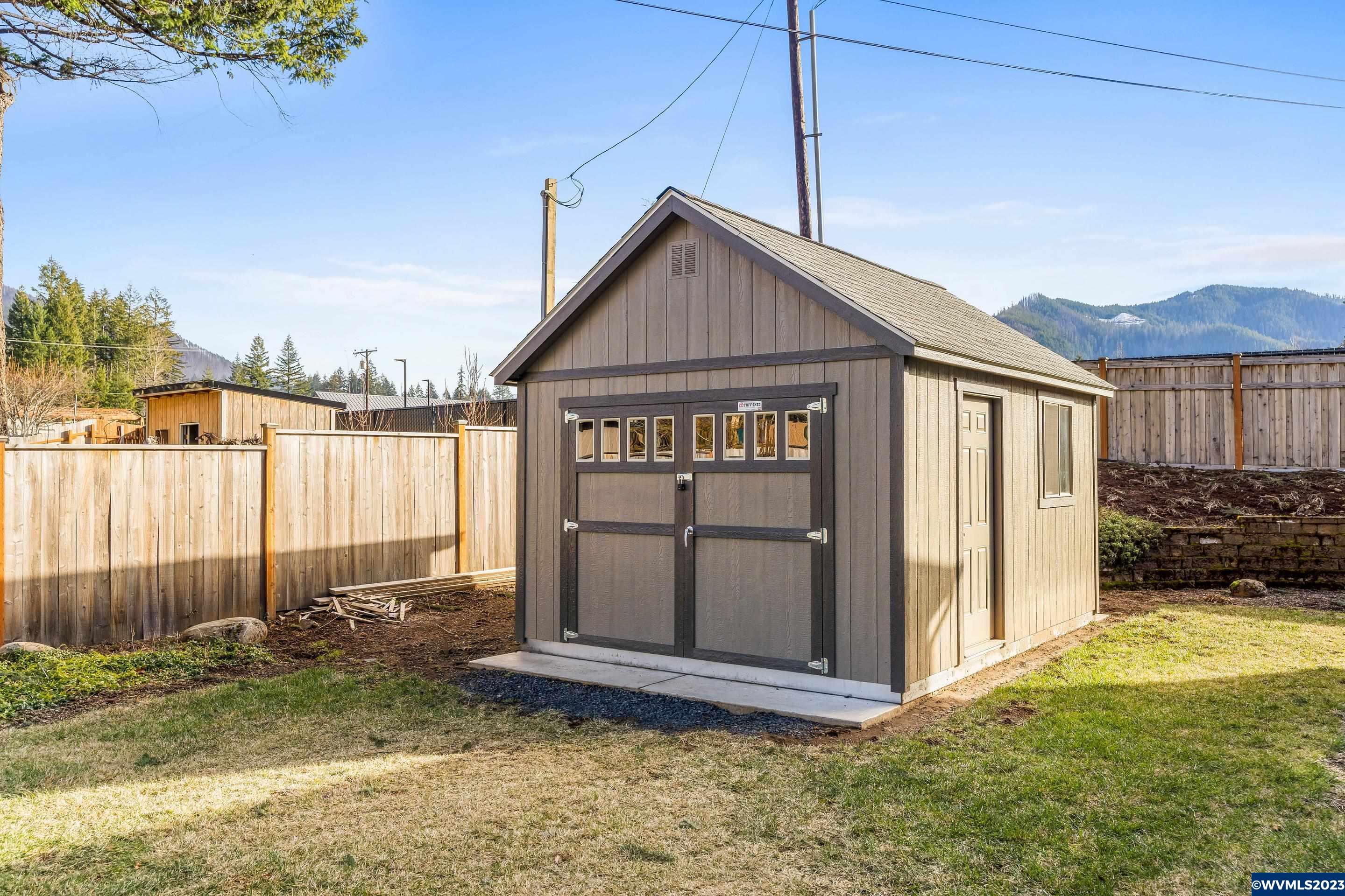 325 Clester Road Detroit, OR 97342 - Photo 33 of 35 Gallery Image 33
