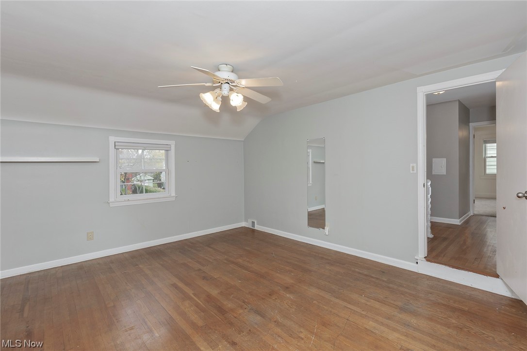 5288 Spencer Road Lyndhurst, OH 44124 - Photo 18 of 32