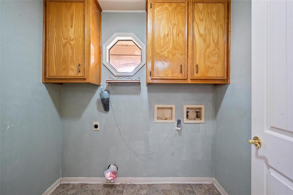 272 Locklar Loop Waco, TX 76705 - Photo 16 of 37