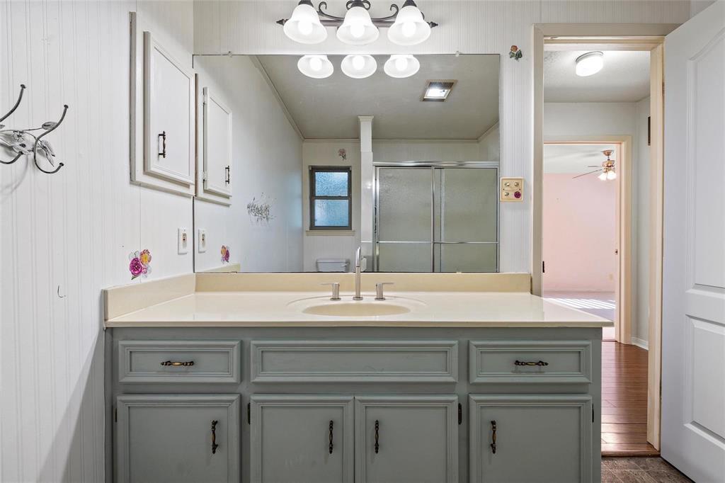 272 Locklar Loop Waco, TX 76705 - Photo 24 of 37