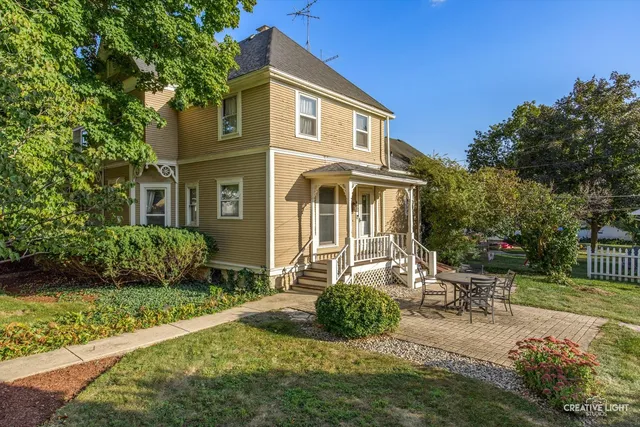 $349,500 | 245 North Elm Street, Waterman, IL 60556