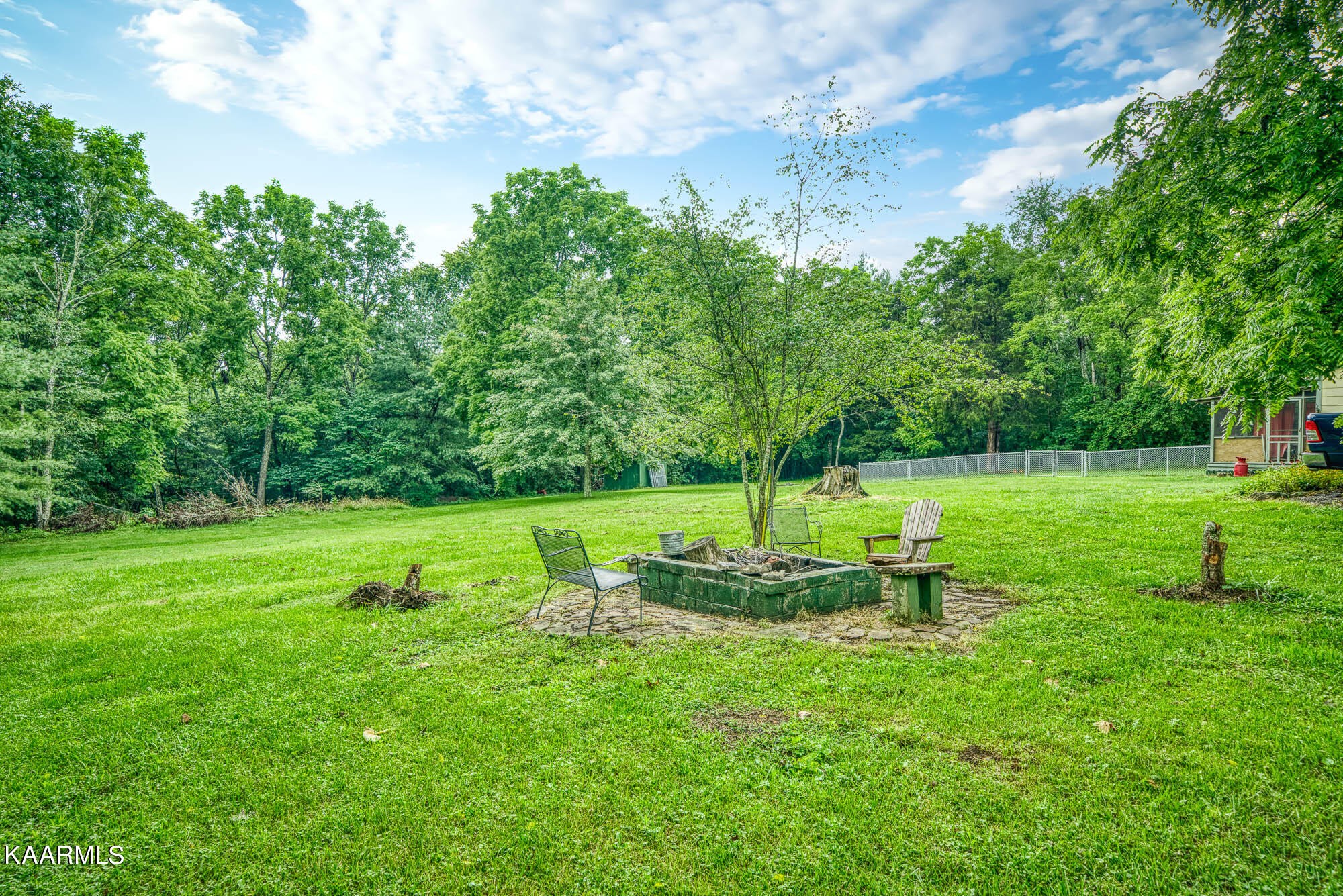 1360 Deep Draw Road Crossville, TN 38555 - Photo 32 of 40 a view of a park with a tree