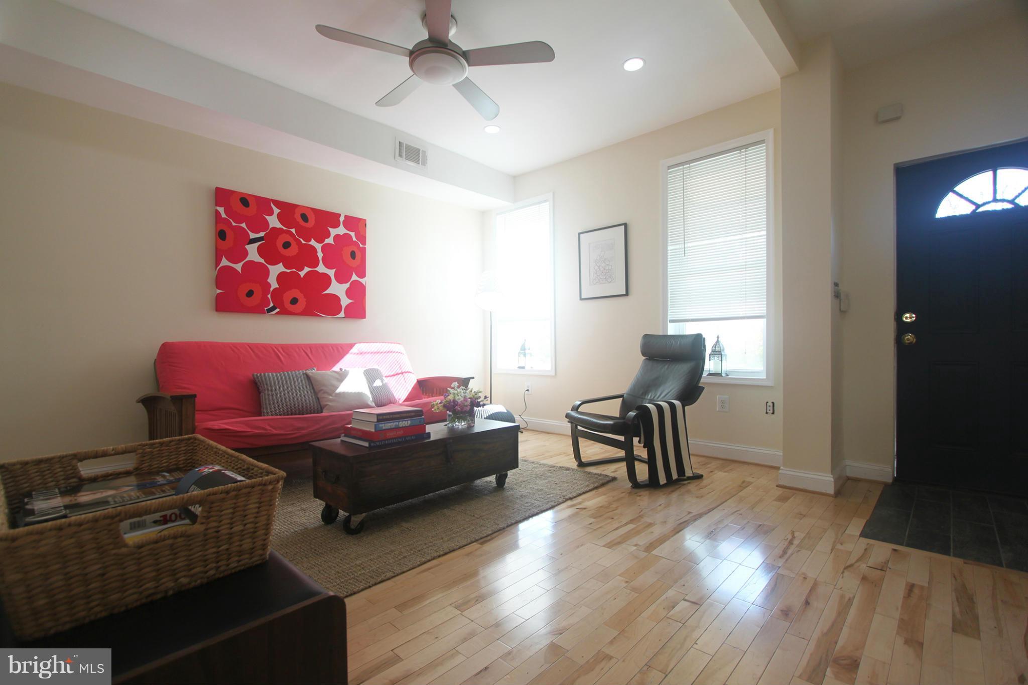 505 Columbia Road Northwest Washington, DC 20001 - Photo 5 of 27 Interior (General)