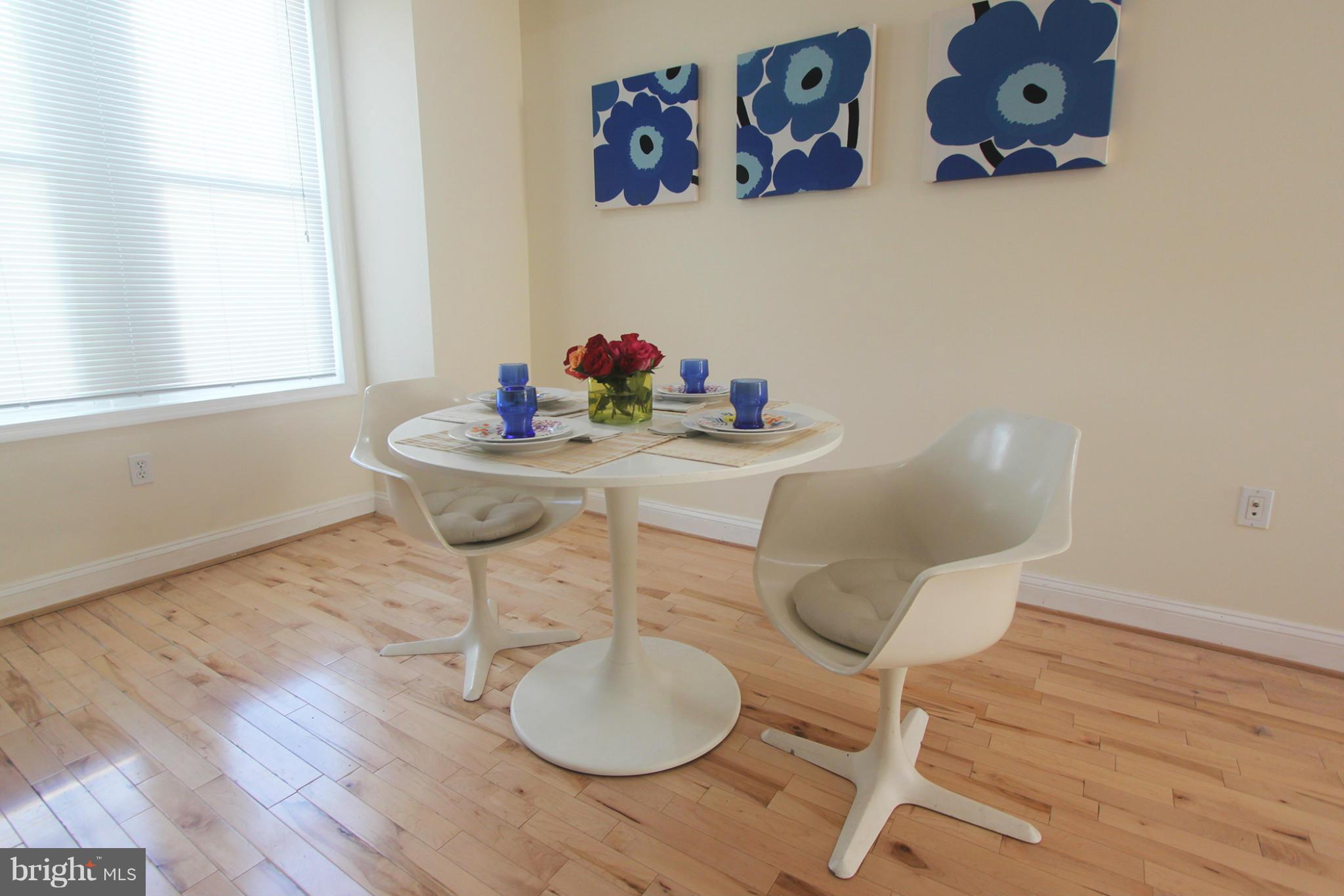 505 Columbia Road Northwest Washington, DC 20001 - Photo 10 of 27 Interior (General)