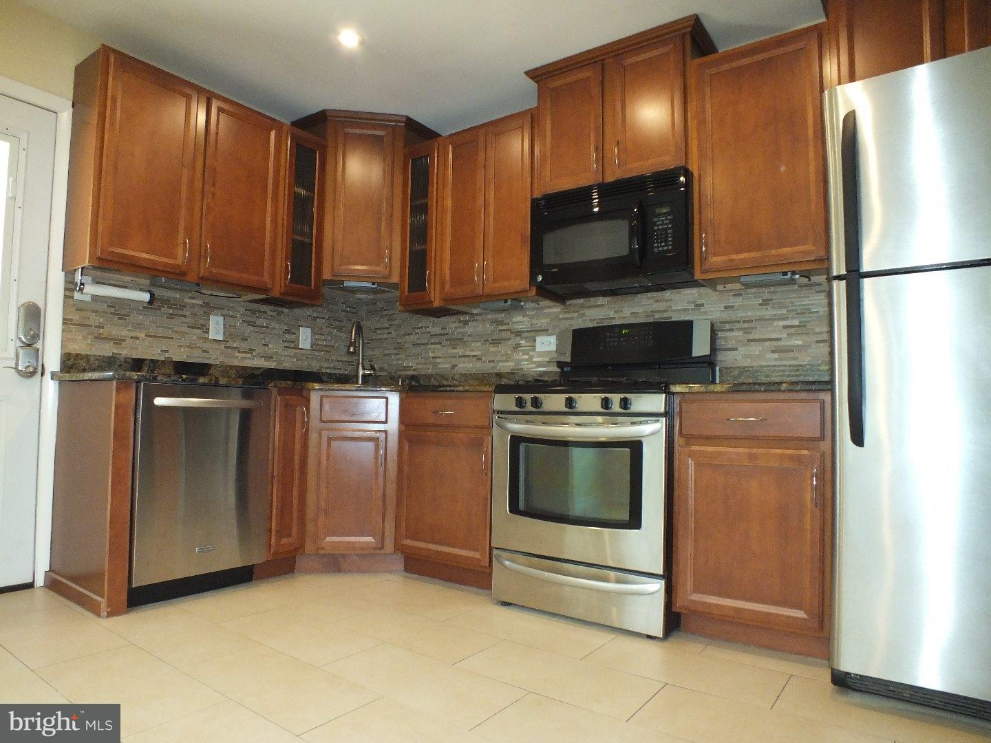 120 Garrett Road Newark, DE 19713 - Photo 3 of 25 Gallery Image 3