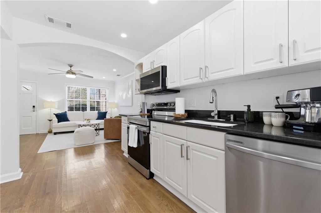 2908 Reed Street Smyrna, GA 30080 - Photo 8 of 42