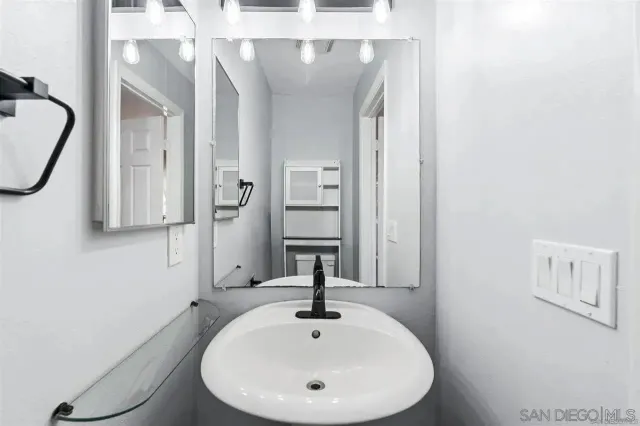 $2,350 | 1280 West Main Street, Unit 24, El Cajon, CA 92020