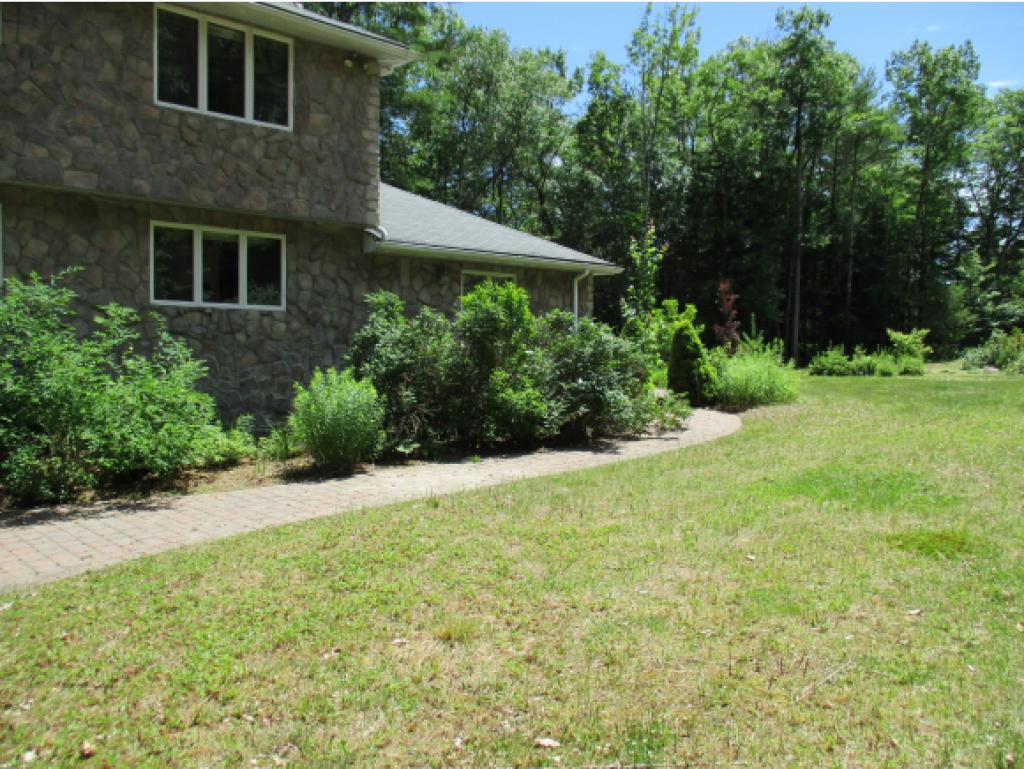 199 Hillcroft Road Laconia, NH 03246 - Photo 2 of 36 Gallery Image 2