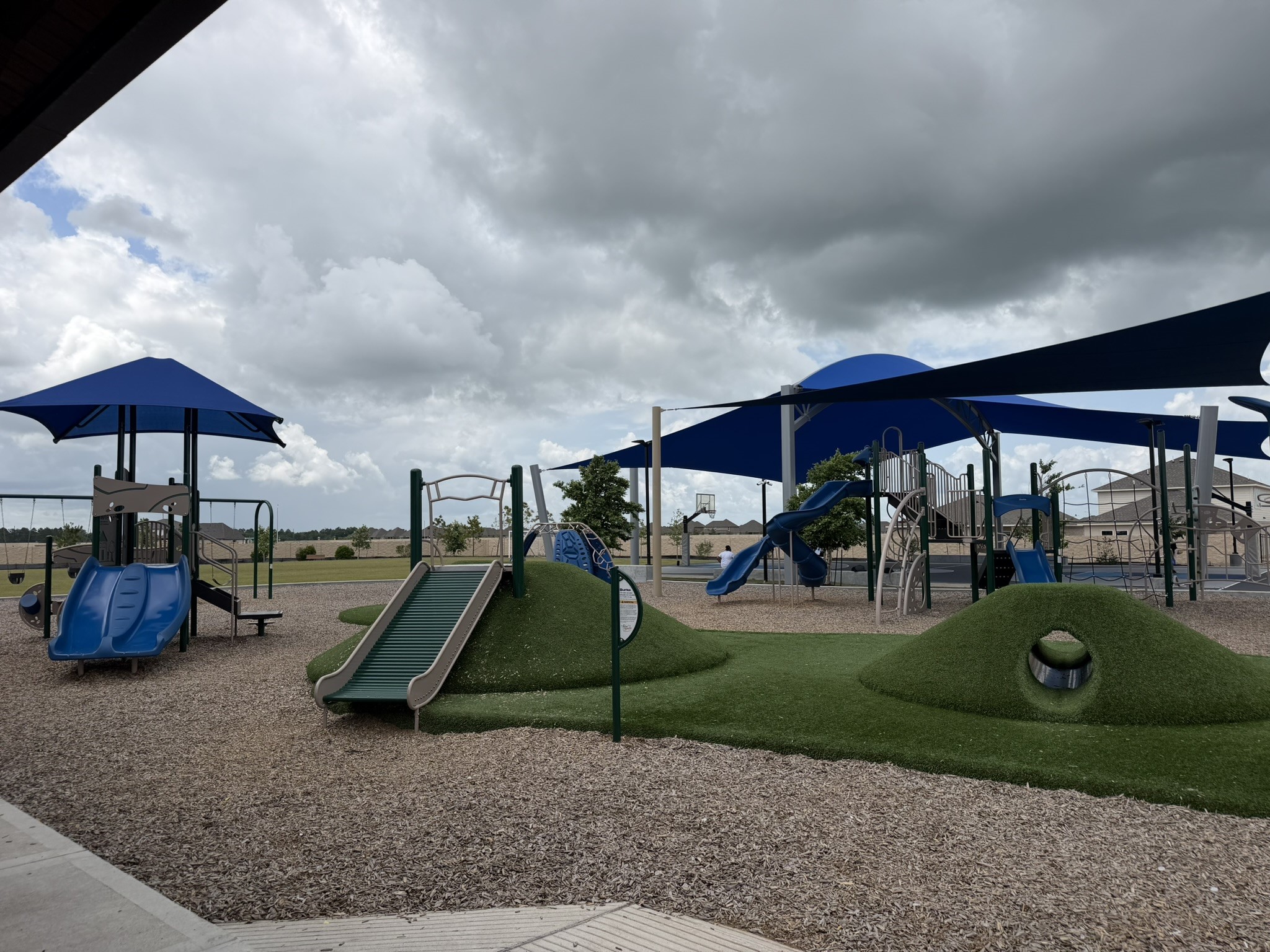 10723 Clfs Vw Drive Rosharon, TX 77583 - Photo 43 of 50 Sierra Vista Playground