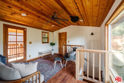 $1,699,000 | 517 Canon View Trail, Topanga, CA 90290