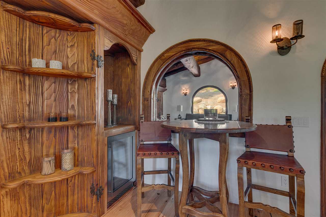 8989 River Road Truckee, CA 96161 - Photo 6 of 21