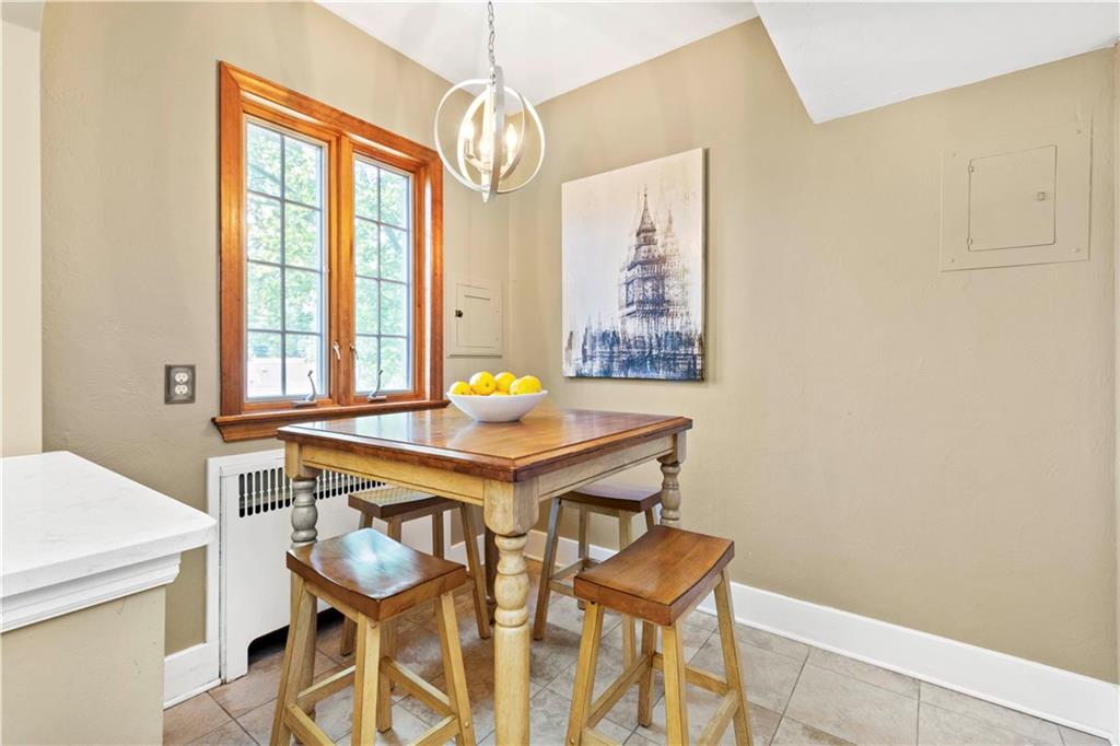 624 Beverly Road Pittsburgh, PA 15243 - Photo 10 of 24 Gallery Image 10