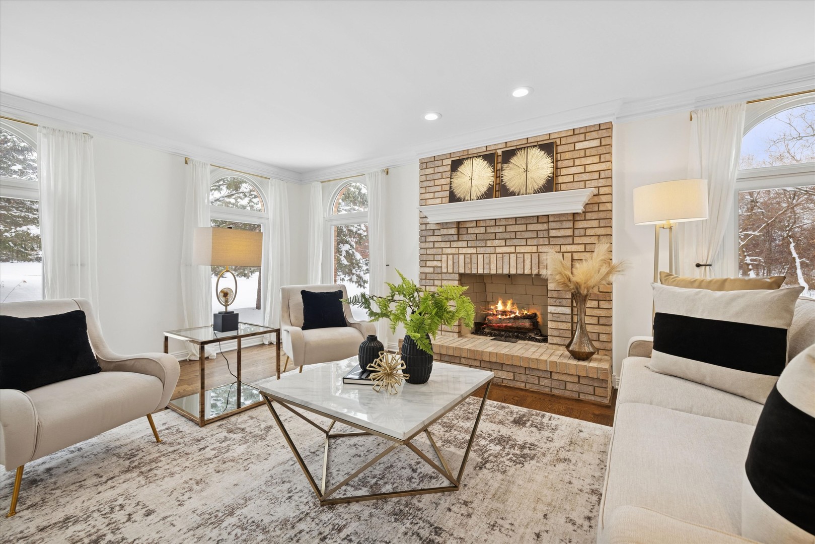 22925 West Schwerman Road Mundelein, IL 60060 - Photo 4 of 31