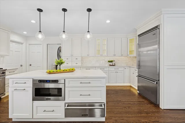 $1,399,000 | 22925 West Schwerman Road, Mundelein, IL 60060