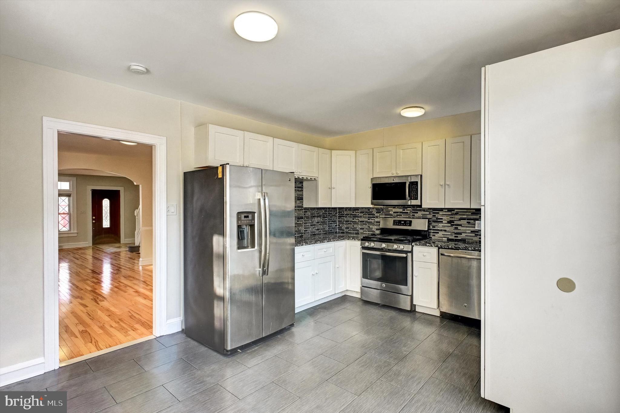 3401 Ramona Avenue Baltimore, MD 21213 - Photo 12 of 28