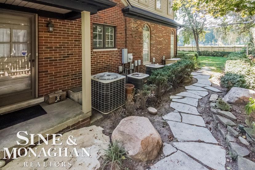 21 Hawthorne Road Grosse Pointe Shores, MI 48236 - Photo 67 of 80