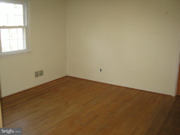 105 Wembley Road Wilmington, DE 19808 - Photo 14 of 25 Bedroom 3