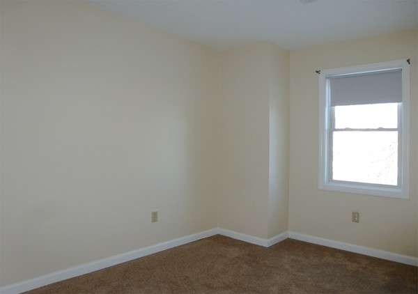 16 Montcalm Street Springfield, MA 01151 - Photo 23 of 26