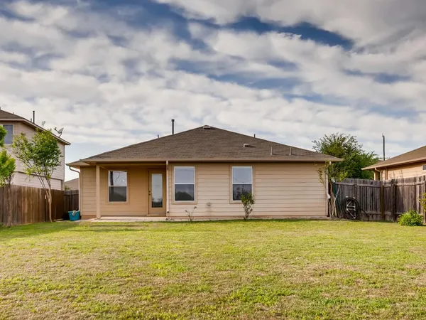 $1,850 | 2736 Herrington Cove, Round Rock, TX 78665