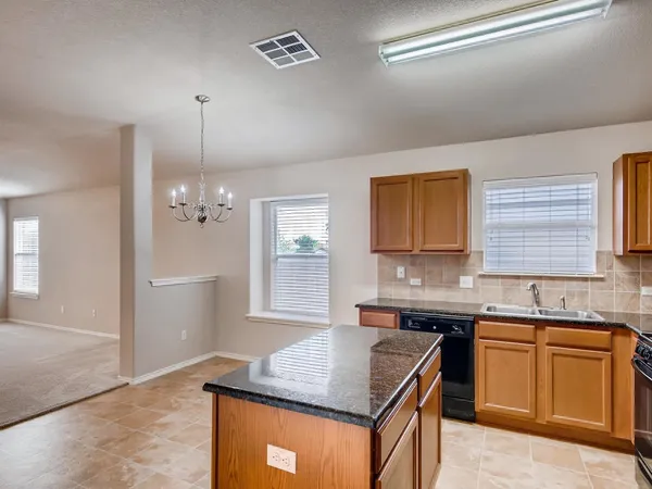 $1,850 | 2736 Herrington Cove, Round Rock, TX 78665