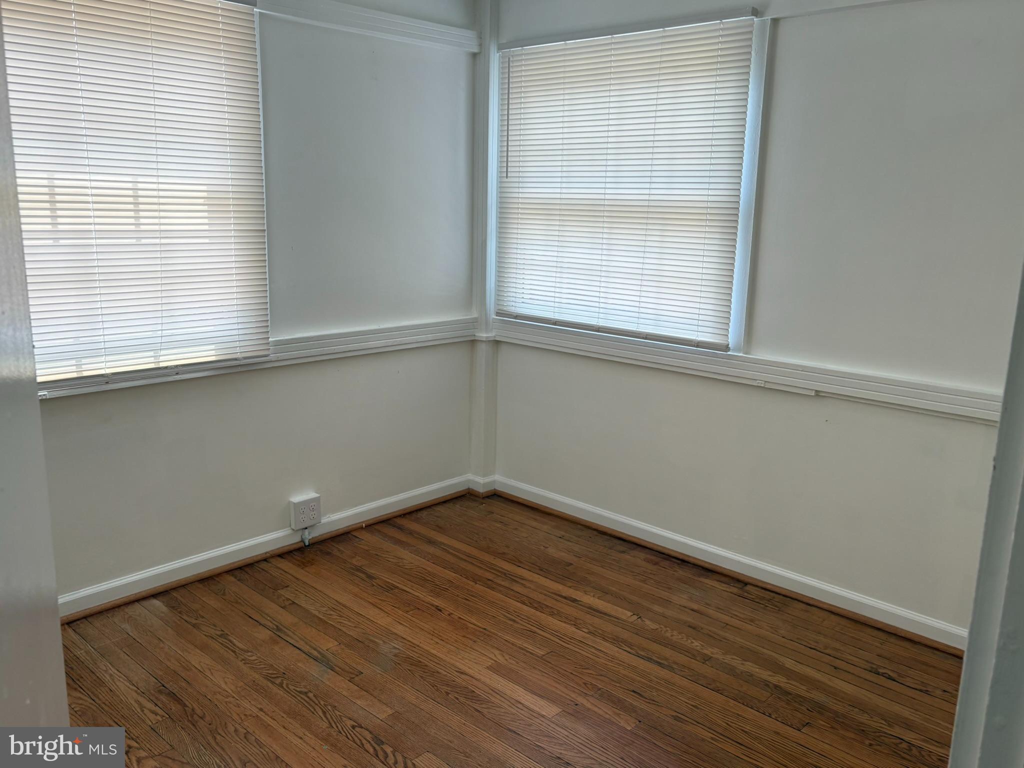 4903 Hollywood Road College Park, MD 20740 - Photo 8 of 28 Bedroom 2