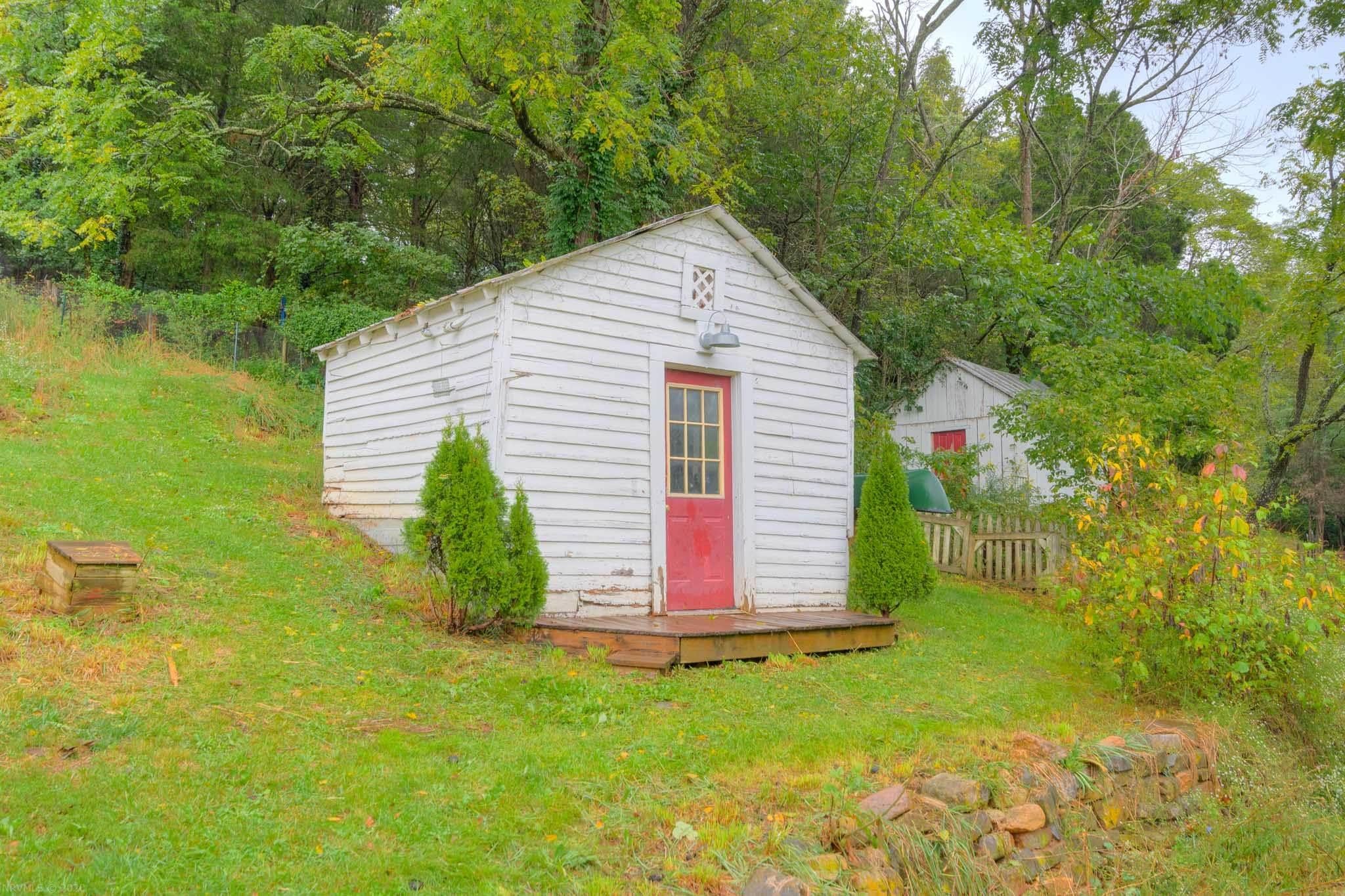 107 Lucas Road Newport, VA 24128 - Photo 40 of 53 Gallery Image 40