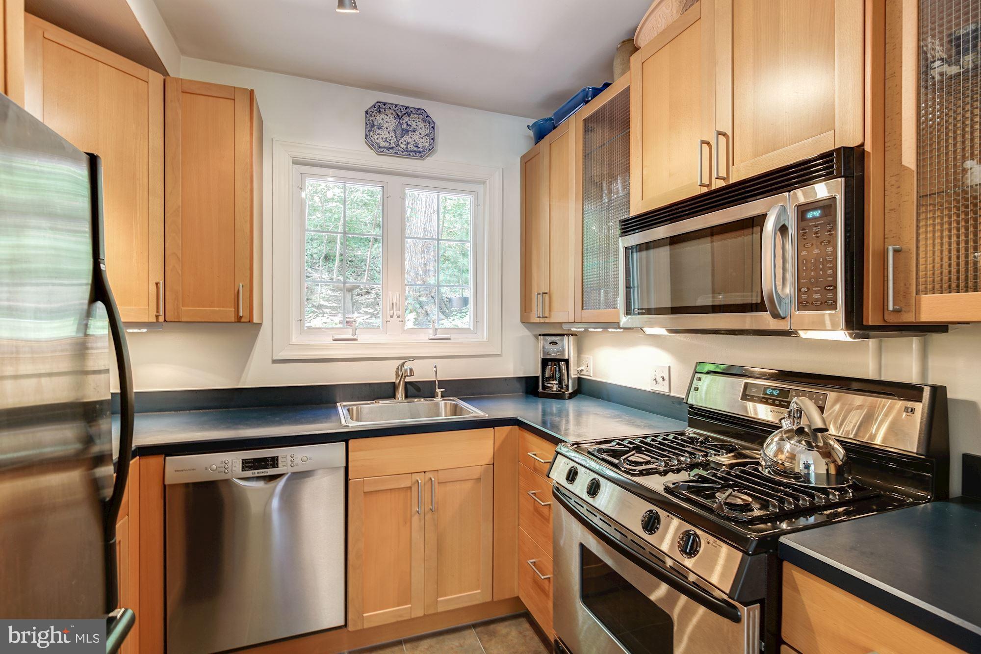 1611 Preston Road Alexandria, VA 22302 - Photo 10 of 44 Gallery Image 10