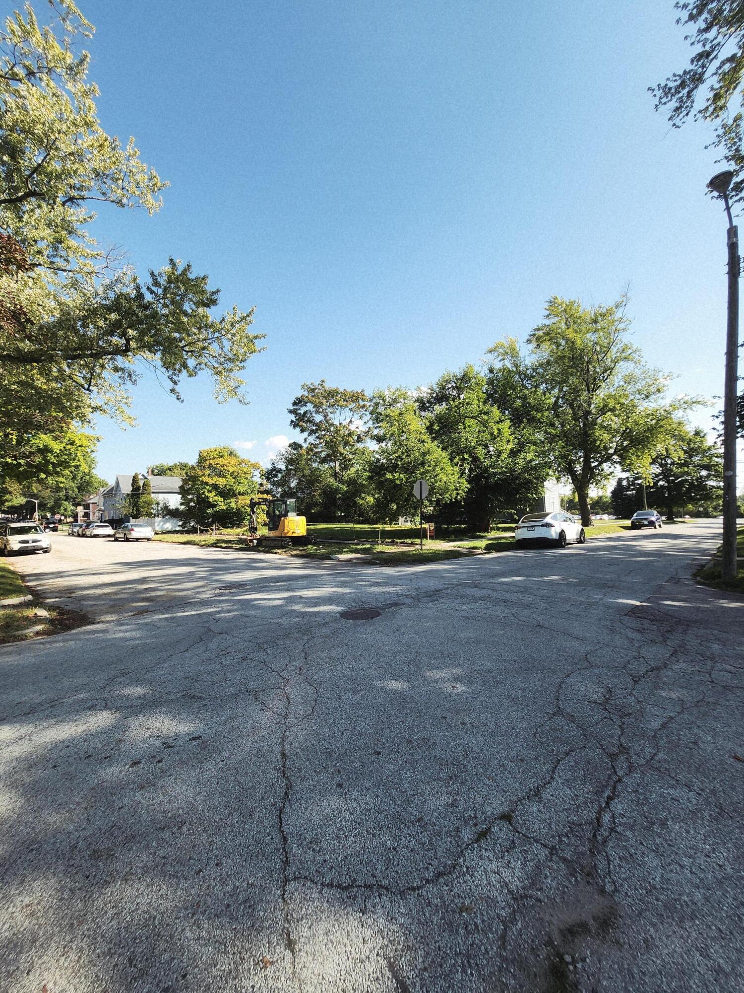 8 Wayne Street Valparaiso, IN 46385 - Photo 10 of 11 a view of outdoor space and yard