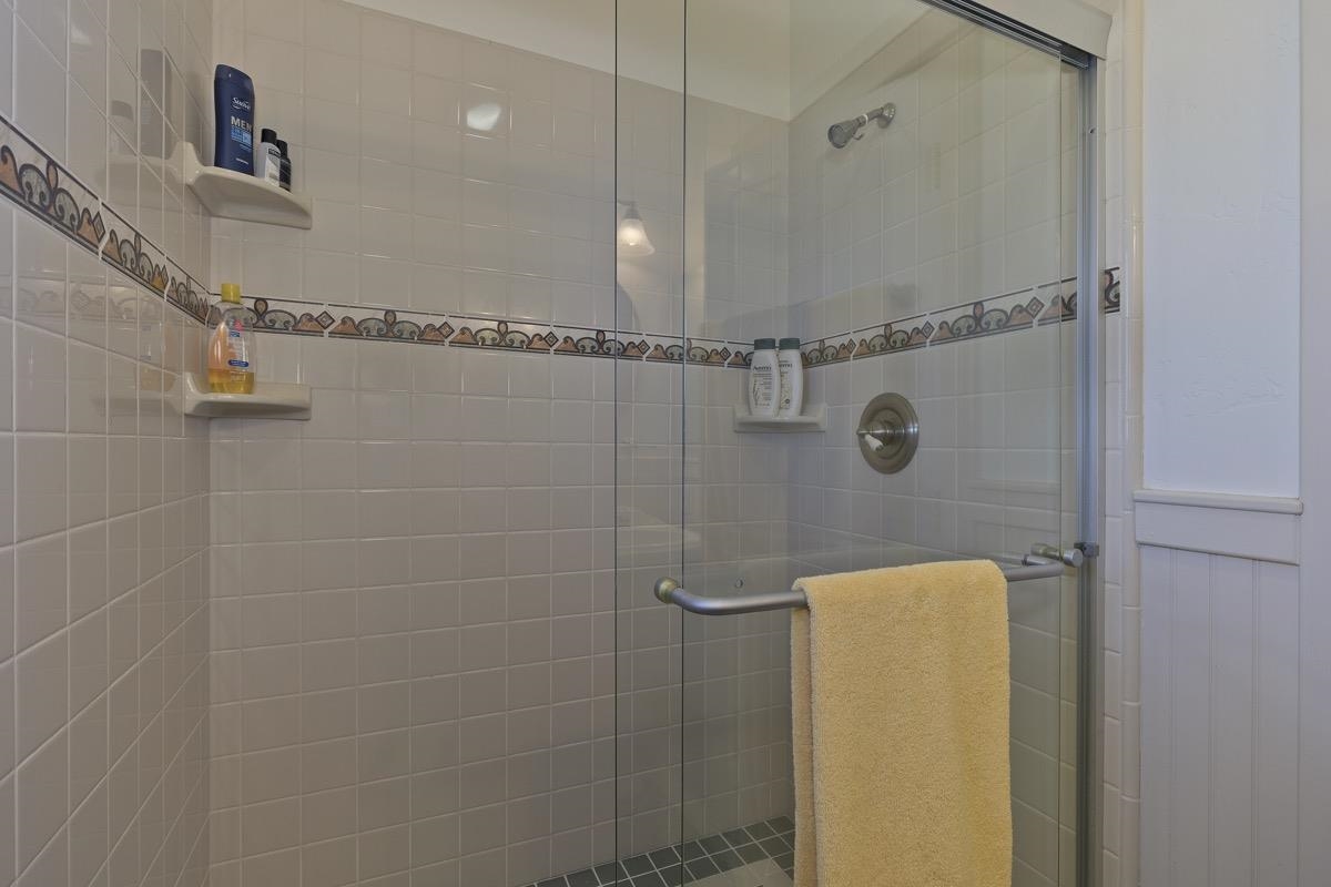 96 Aspen Spring Ranch Road Mammoth Lakes, CA 93546 - Photo 24 of 43 a bathroom with a shower