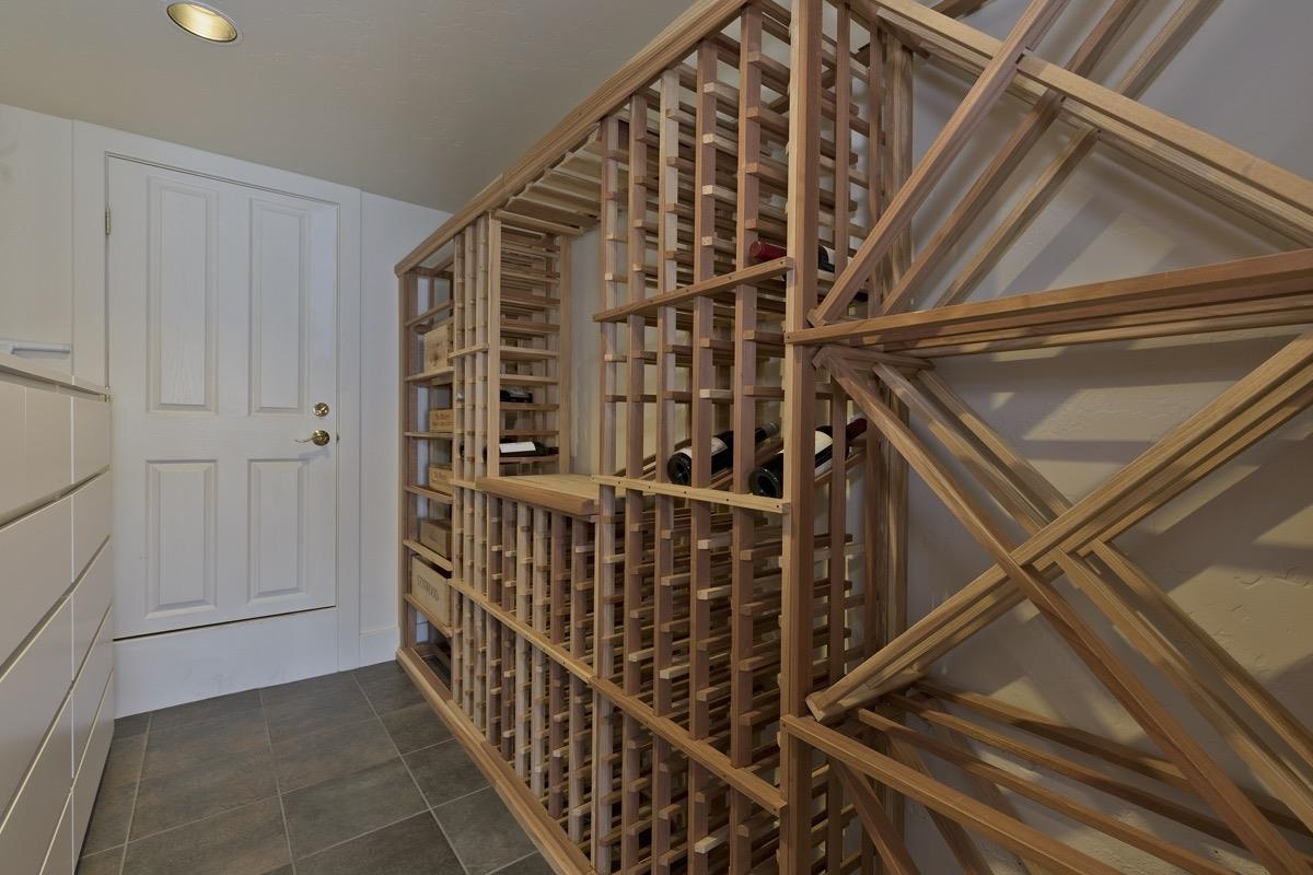 96 Aspen Spring Ranch Road Mammoth Lakes, CA 93546 - Photo 25 of 43 a view of entryway with wooden floor